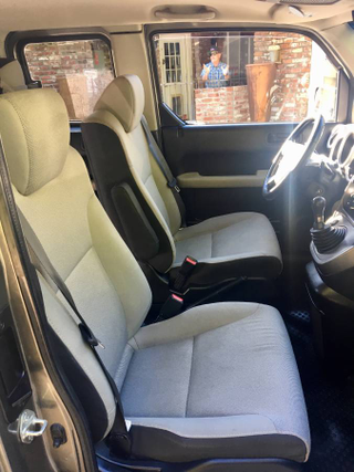 Illustration for article titled At $14,500, Will This Pop-Top 2008 Honda Element Have You Flipping Your Lid?